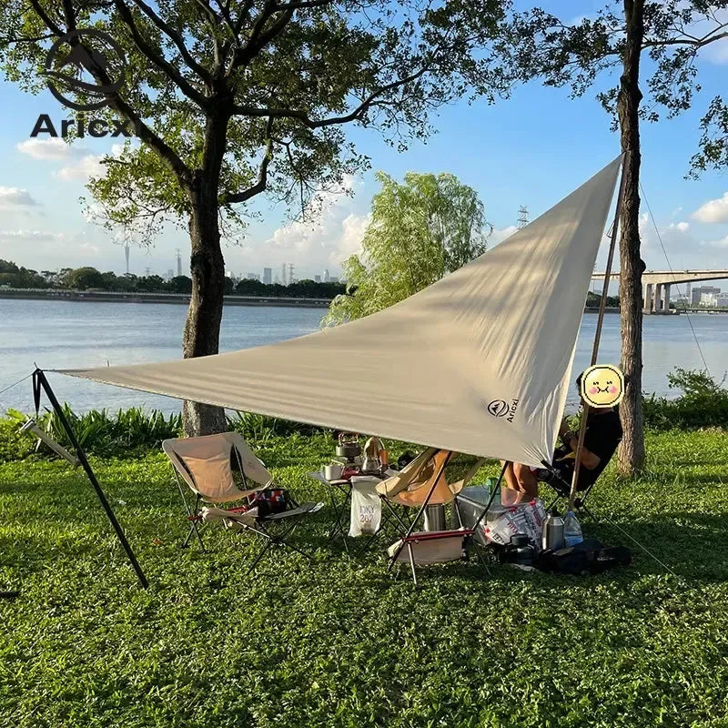 tarp beige Beige tarp